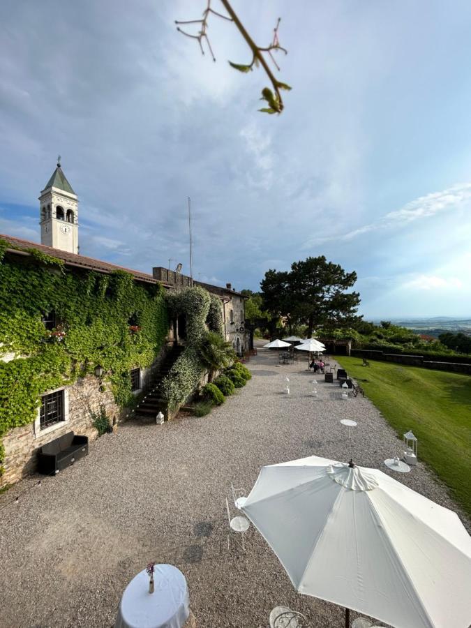 Foresteria Castello Formentini San Floriano del Cóllio Esterno foto